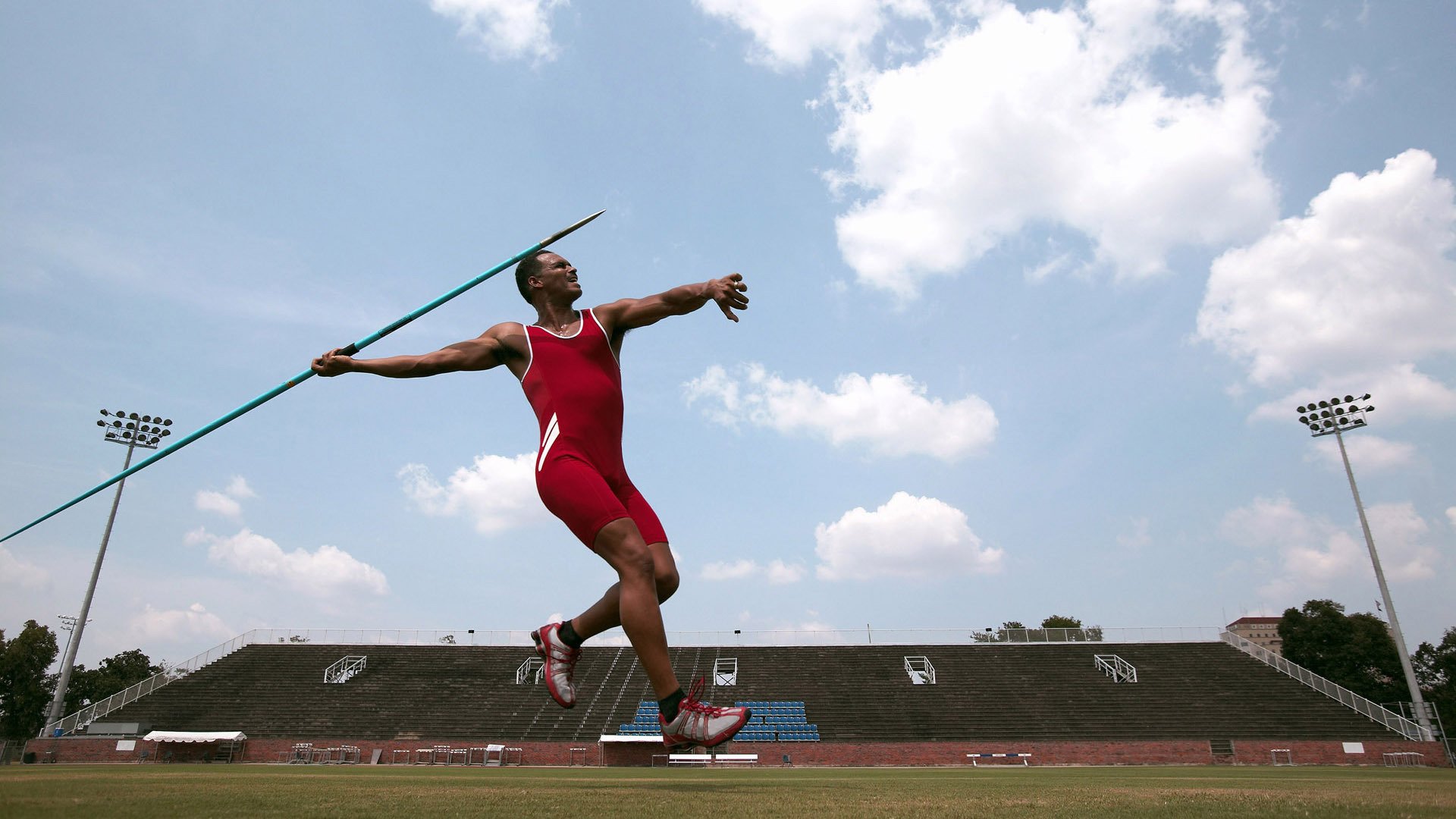 乐鱼体育下载入口-《ApexLegends》“极夜风暴”地图逐渐落地,战术无限!